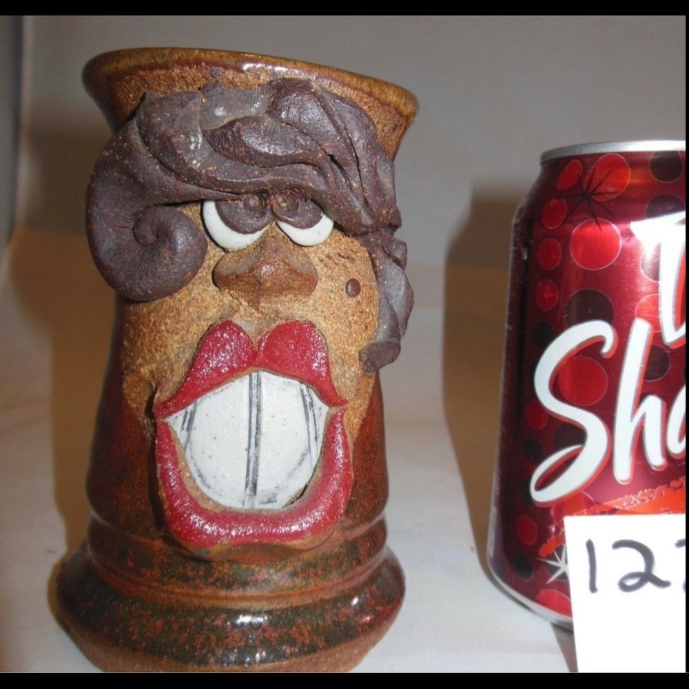 VINTAGE RARE STONEWARE POTTERY CLAY FUNNY FACE TALL MUG STEIN LADY FACE